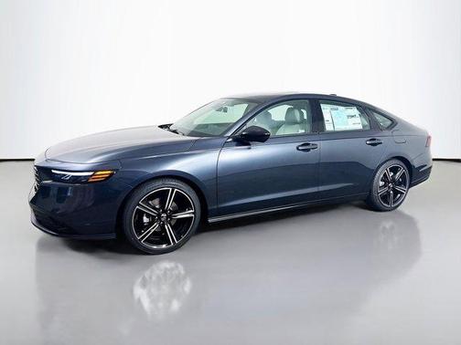 Meteorite Gray Metallic 2026 Honda Accord SE