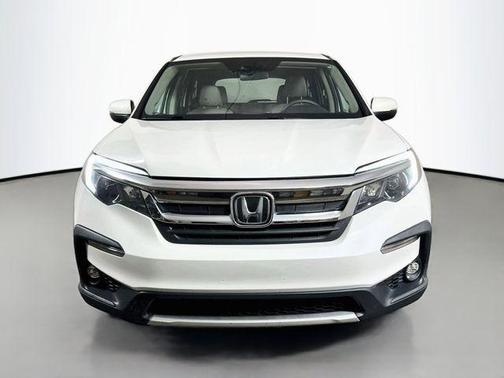 Platinum White Pearl 2021 Honda Pilot EX
