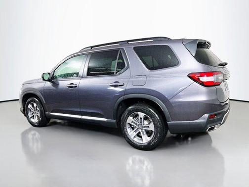 Modern Steel Metallic 2026 Honda Pilot EX-L