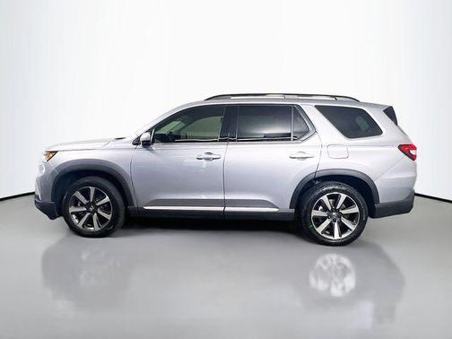 Lunar Silver Metallic 2024 Honda Pilot Touring