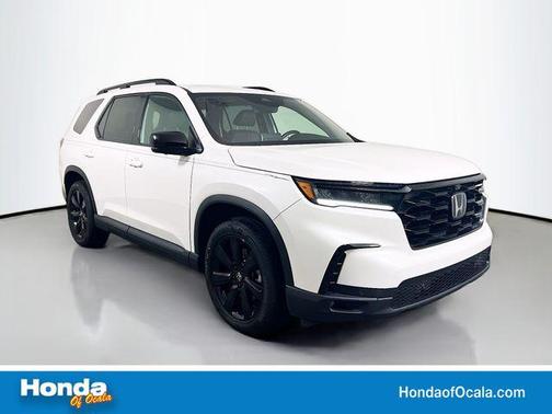 Platinum White Pearl 2025 Honda Pilot Black Edition