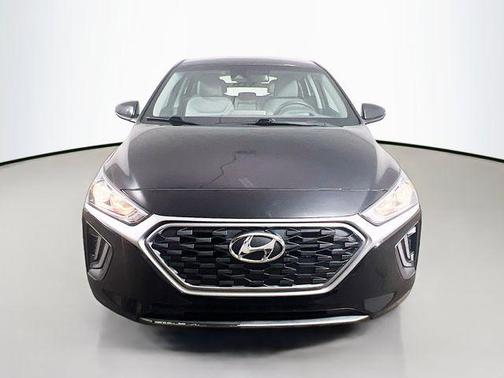 Black Noir Pearl 2021 Hyundai IONIQ Hybrid SE