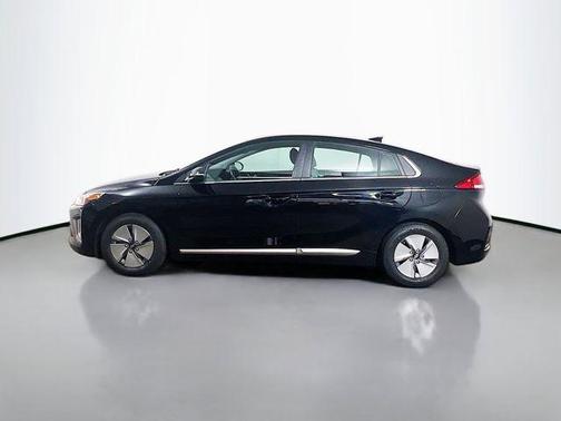 Black Noir Pearl 2021 Hyundai IONIQ Hybrid SE