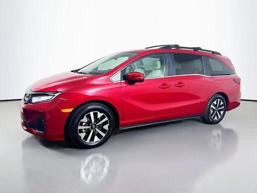 Radiant Red Metallic II 2026 Honda Odyssey EX-L