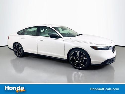 Platinum White Pearl 2026 Honda Accord SE