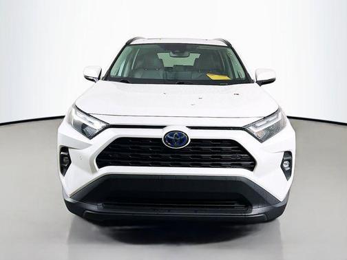 2024 Toyota RAV4 Hybrid XLE Premium