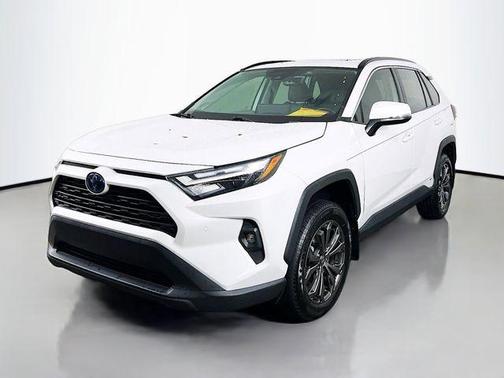 2024 Toyota RAV4 Hybrid XLE Premium