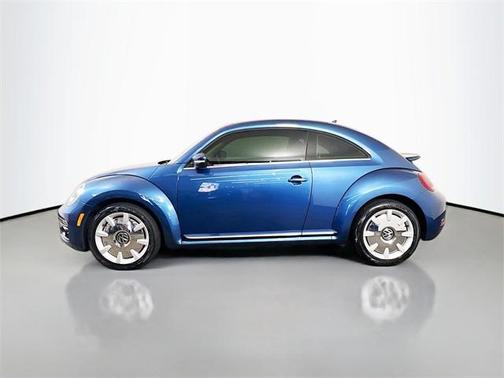2019 Volkswagen Beetle 2.0T SE