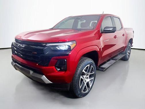 Radiant Red 2023 Chevrolet Colorado Z71