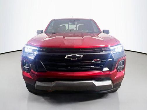 Radiant Red 2023 Chevrolet Colorado Z71