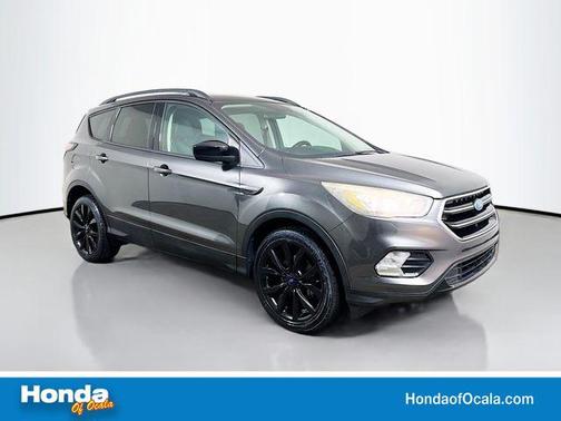 Magnetic Metallic 2017 Ford Escape SE