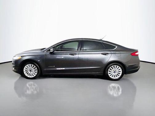 2015 Ford Fusion Hybrid SE