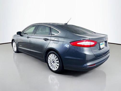 2015 Ford Fusion Hybrid SE