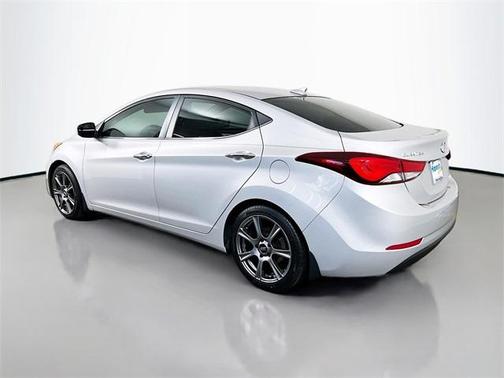2015 Hyundai ELANTRA Limited