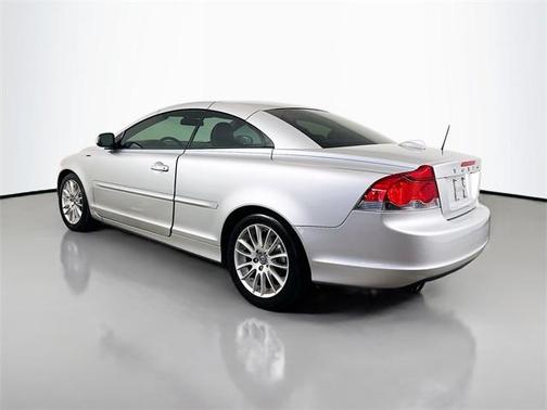 2009 Volvo C70 T5