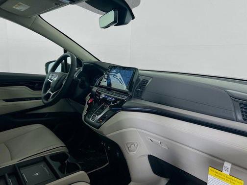 Solar Silver Metallic 2026 Honda Odyssey Touring