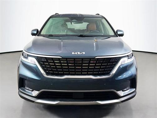 2022 Kia Carnival SX