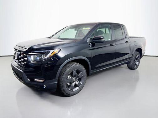 Crystal Black Pearl 2026 Honda Ridgeline TrailSport
