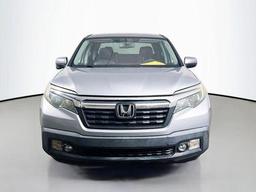 Lunar Silver Metallic 2017 Honda Ridgeline RTL-T