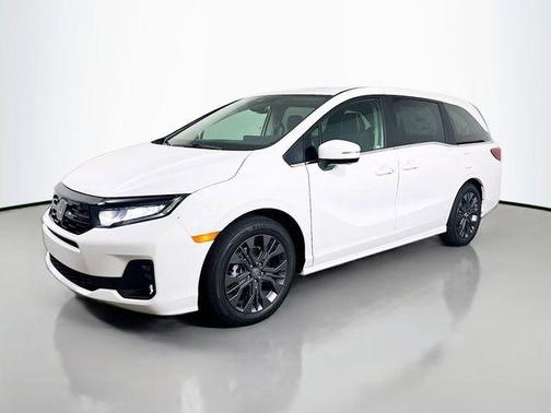 Platinum White Pearl 2026 Honda Odyssey Touring