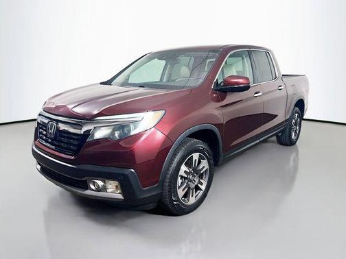 Deep Scarlet Pearl 2017 Honda Ridgeline RTL-E