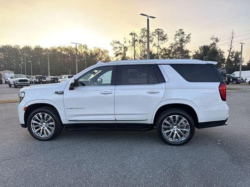 White Frost 2023 GMC Yukon Denali