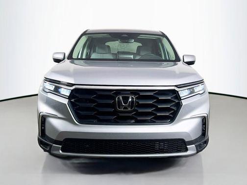 Lunar Silver Metallic 2025 Honda Pilot EX-L