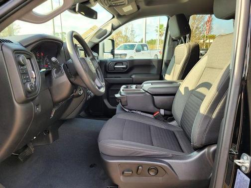 2024 Chevrolet Silverado 2500 Custom