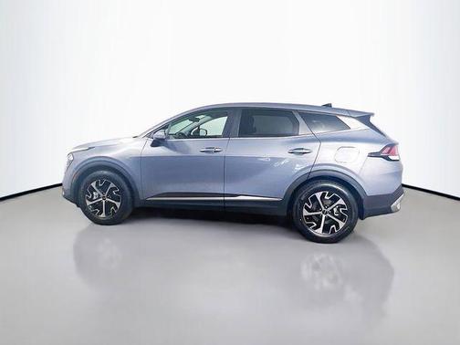Everlasting Silver 2023 Kia Sportage EX