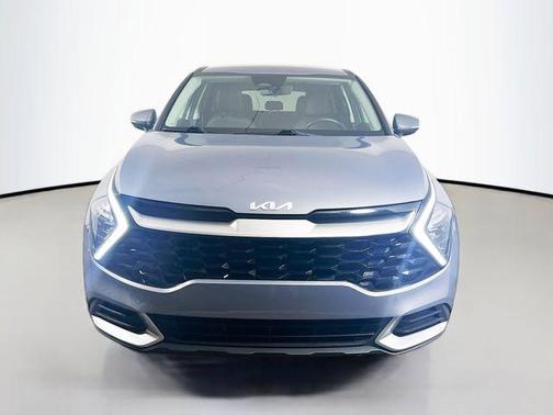 Everlasting Silver 2023 Kia Sportage EX