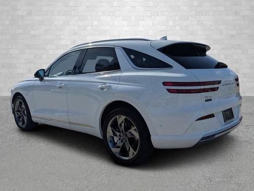 2025 Genesis Electrified GV70 Advanced