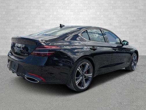 2025 Genesis G70 2.5T