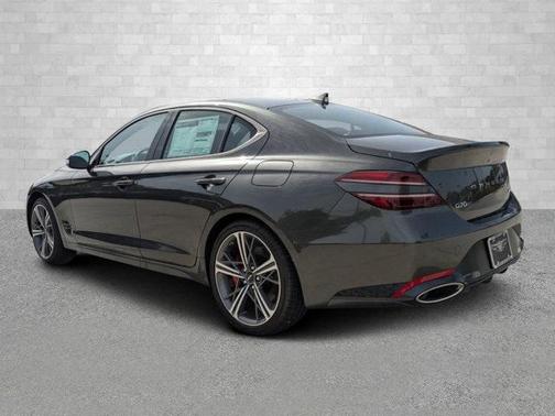 2025 Genesis G70 2.5T