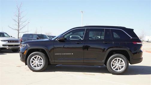 2026 Jeep Grand Cherokee Altitude