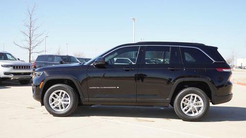 2026 Jeep Grand Cherokee Altitude