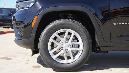 2026 Jeep Grand Cherokee Altitude