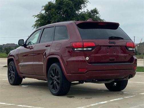 2018 Jeep Grand Cherokee Altitude