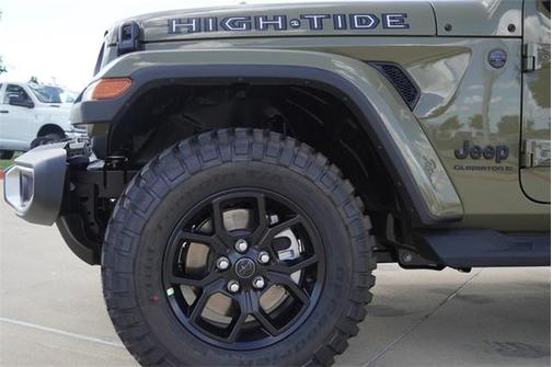 2025 Jeep Gladiator High Tide