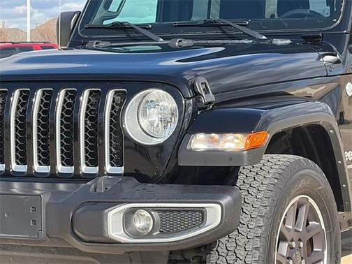2023 Jeep Gladiator Overland