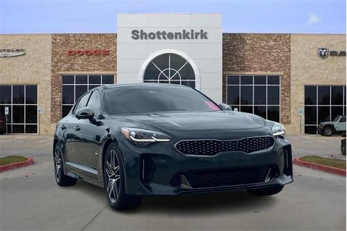 2022 Kia Stinger GT2
