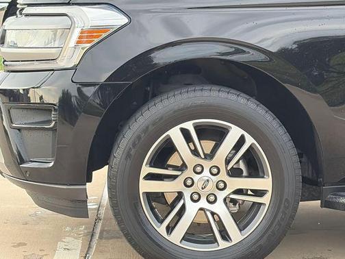 Agate Black Metallic 2023 Ford Expedition XLT
