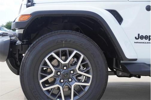 2025 Jeep Wrangler 4-Door Sahara 4x4