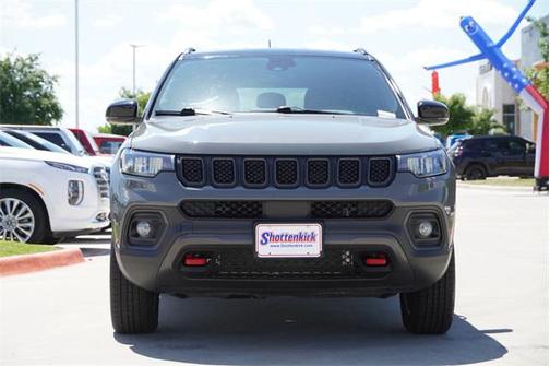 2024 Jeep Compass Trailhawk