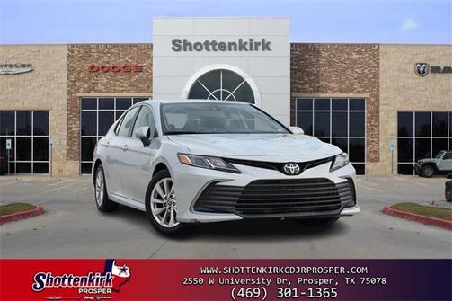 2024 Toyota Camry LE