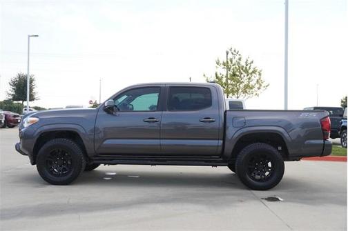 2022 Toyota Tacoma SR