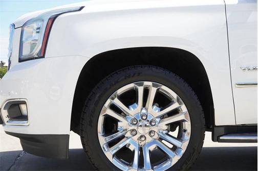 2017 GMC Yukon SLT