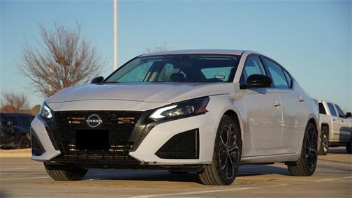 2024 Nissan Altima SR FWD