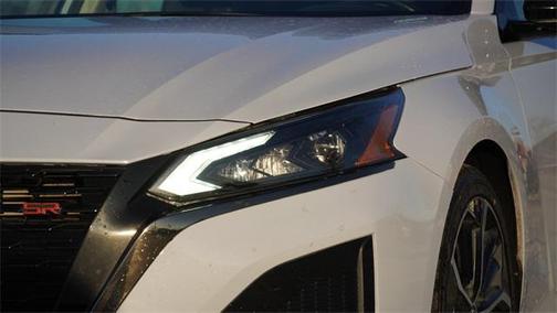 2024 Nissan Altima SR FWD