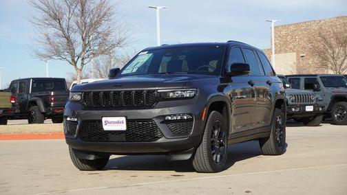 Baltic Gray Metallic Clearcoat 2025 Jeep Grand Cherokee Limited
