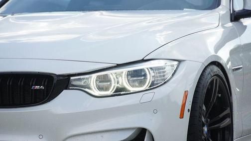 Alpine White 2016 BMW M4 Base